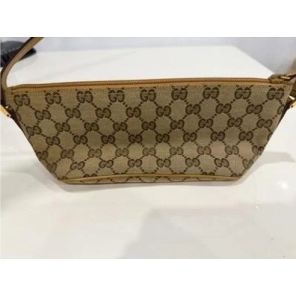 Gucci Tan GG Canvas Shoulder Bag - Picture 3 of 15